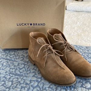 Lucky brand sesame women’s desert boots 9 M